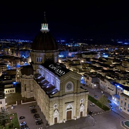 B&B Piazza Duomo Cerignola Exterior photo